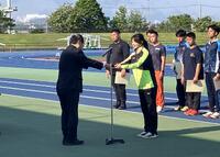 女子フィールド優勝